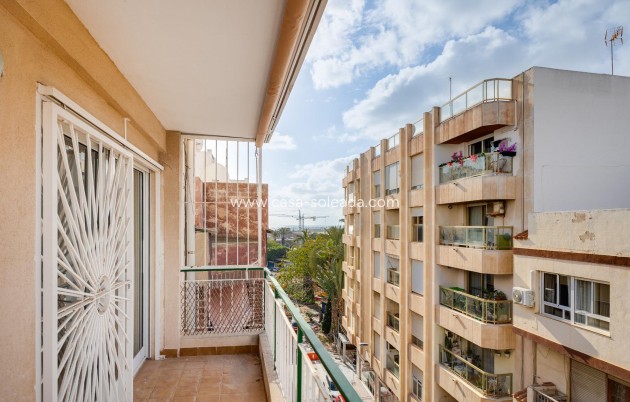 Resale - Apartment / flat - Torrevieja - Costa Blanca