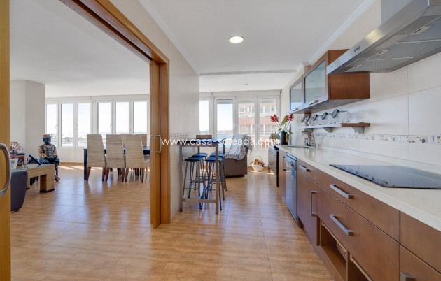 Resale - Apartment / flat - Torrevieja - Costa Blanca