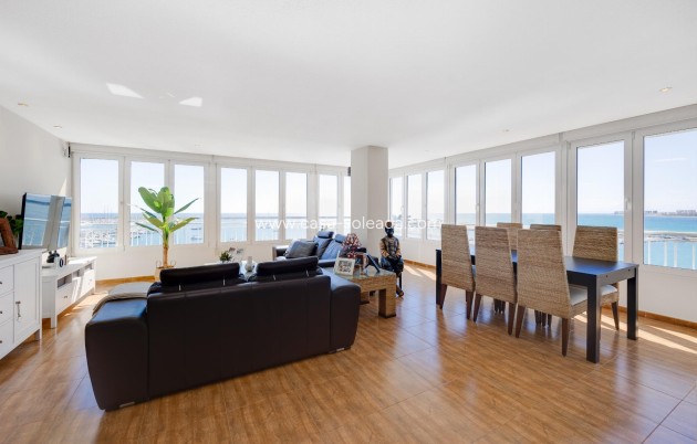 Resale - Apartment / flat - Torrevieja - Costa Blanca