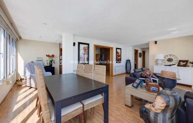 Resale - Apartment / flat - Torrevieja - Costa Blanca