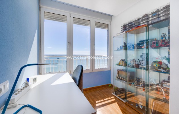 Resale - Apartment / flat - Torrevieja - Costa Blanca