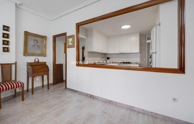 Resale - Apartment / flat - Torrevieja - Costa Blanca