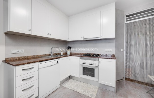 Resale - Apartment / flat - Torrevieja - Costa Blanca