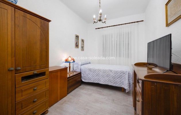 Resale - Apartment / flat - Torrevieja - Costa Blanca