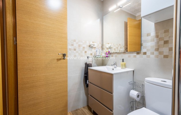Resale - Apartment / flat - Torrevieja - Costa Blanca