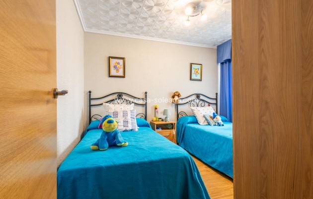 Resale - Apartment / flat - Torrevieja - Costa Blanca