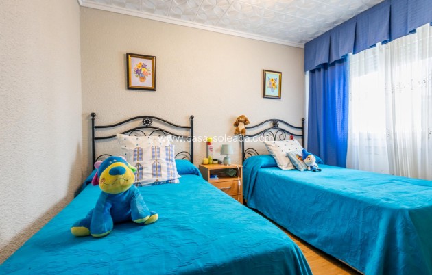 Resale - Apartment / flat - Torrevieja - Costa Blanca