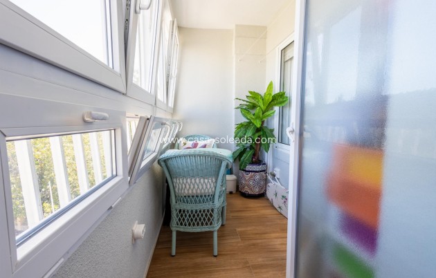 Resale - Apartment / flat - Torrevieja - Costa Blanca