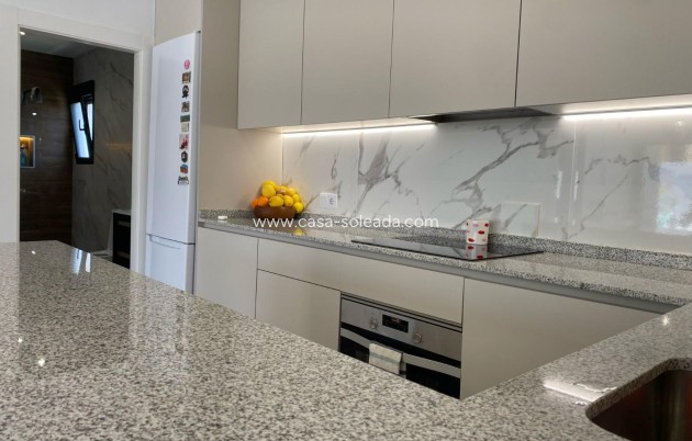 Resale - Villa - Orihuela Costa - Costa Blanca
