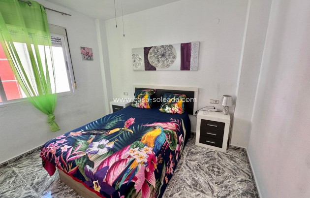 Resale - Apartment / flat - Torrevieja - Costa Blanca
