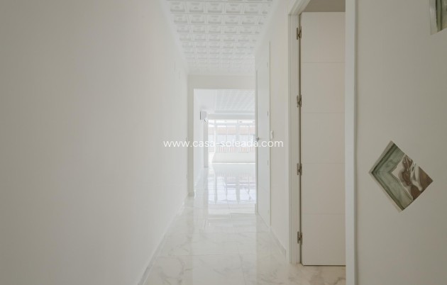 Resale - Apartment / flat - Torrevieja - Costa Blanca