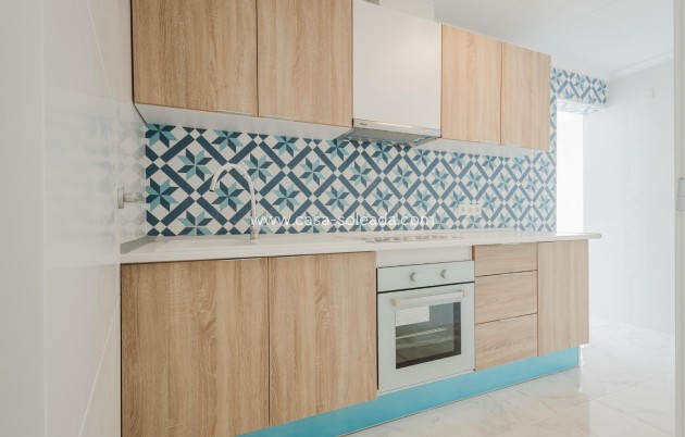 Resale - Apartment / flat - Torrevieja - Costa Blanca