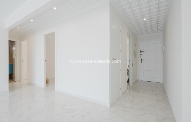 Resale - Apartment / flat - Torrevieja - Costa Blanca