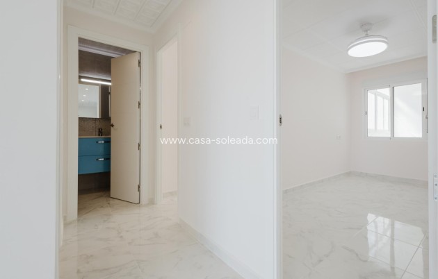 Resale - Apartment / flat - Torrevieja - Costa Blanca