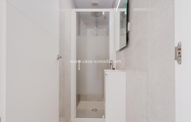 Resale - Apartment / flat - Torrevieja - Costa Blanca
