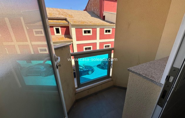 Resale - Apartment / flat - Almoradí - Inland