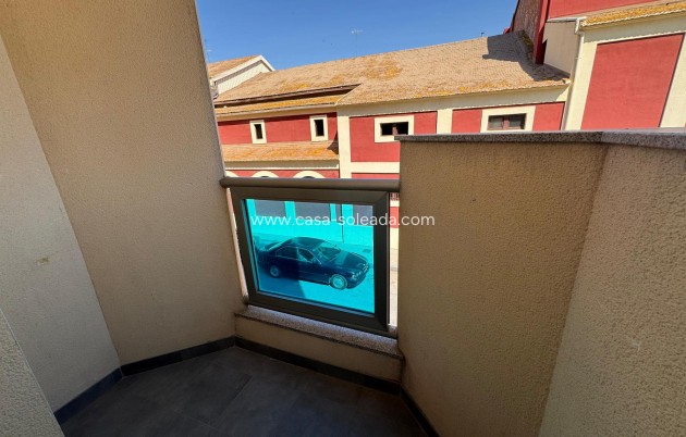 Resale - Apartment / flat - Almoradí - Inland
