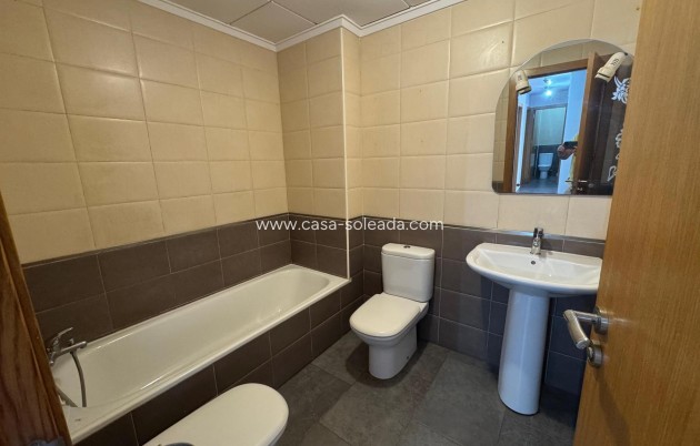 Resale - Apartment / flat - Almoradí - Inland
