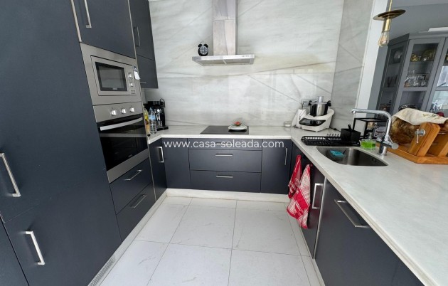 Resale - Villa - Orihuela Costa - Costa Blanca