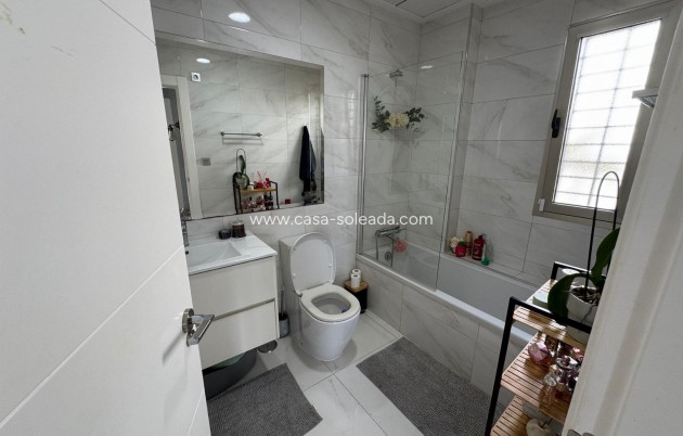 Resale - Villa - Orihuela Costa - Costa Blanca