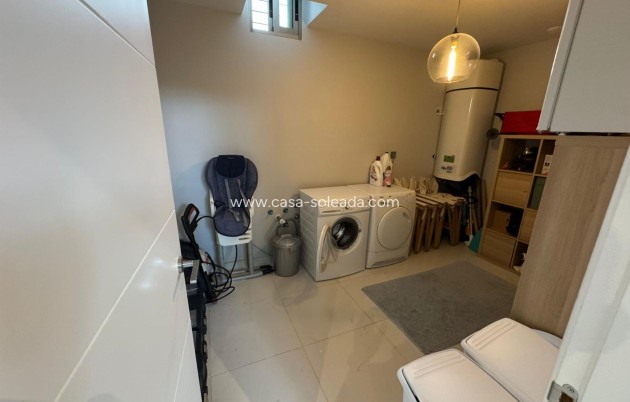 Resale - Villa - Orihuela Costa - Costa Blanca