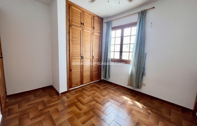 Wiederverkauf - Wohnung - Villamartin - Villamartín