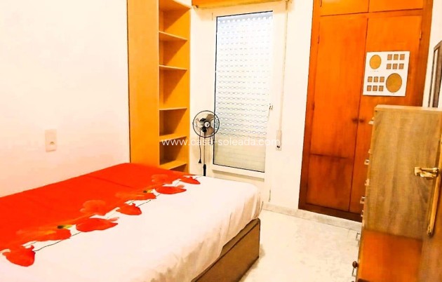 Resale - Apartment / flat - Torrevieja - Playa del Cura