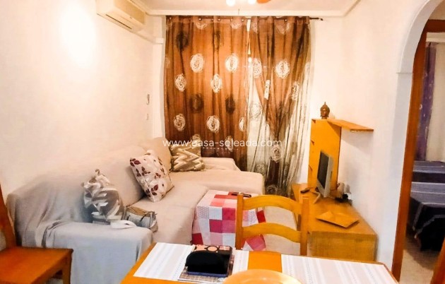 Resale - Apartment / flat - Torrevieja - Playa del Cura
