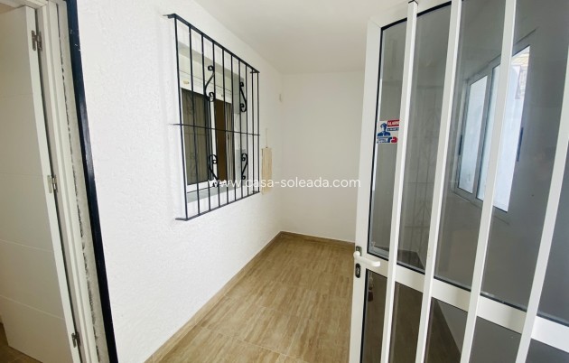Wiederverkauf - Bungalow - Playa Flamenca - Costa Blanca