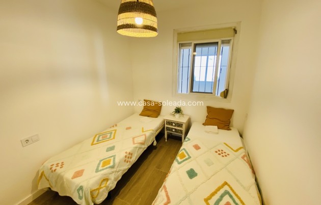 Wiederverkauf - Bungalow - Playa Flamenca - Costa Blanca
