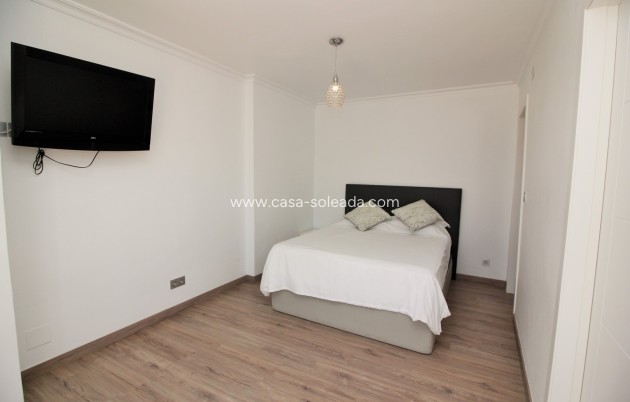 Revente - Villa - Villamartin - Villamartín