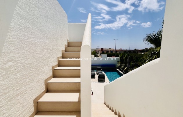 Herverkoop - Villa - Los Montesinos - Costa Blanca