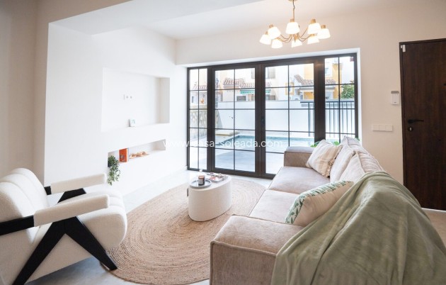 Herverkoop - Villa - Playa Flamenca - Costa Blanca