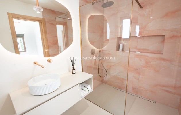 Herverkoop - Villa - Playa Flamenca - Costa Blanca