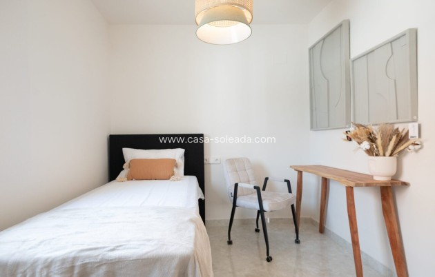 Herverkoop - Villa - Playa Flamenca - Costa Blanca