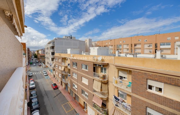Wiederverkauf - Wohnung - Torrevieja - Estacion Autobuses