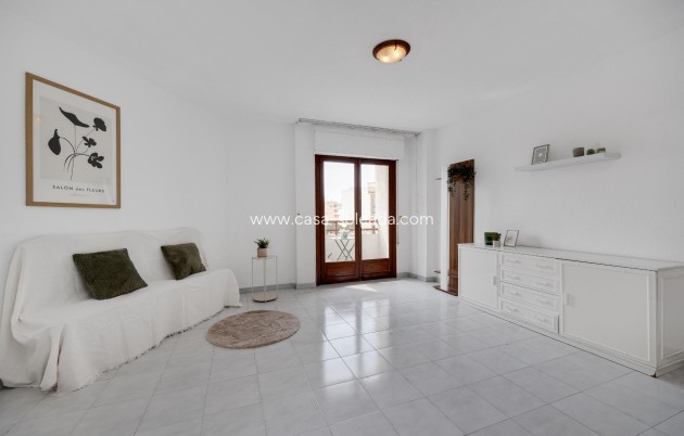 Reventa - Apartamento / piso - Torrevieja - Estacion Autobuses