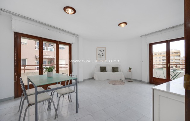 Reventa - Apartamento / piso - Torrevieja - Estacion Autobuses