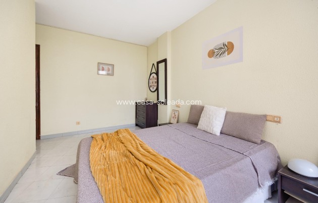 Reventa - Apartamento / piso - Torrevieja - Estacion Autobuses