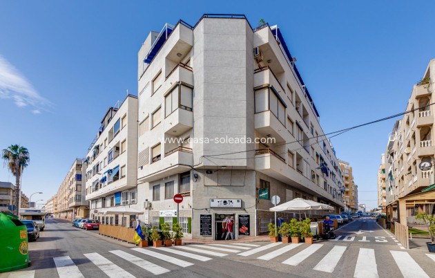 Reventa - Apartamento / piso - Torrevieja - Estacion Autobuses