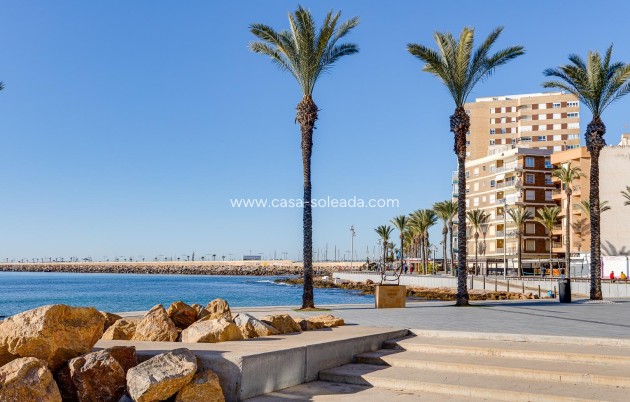 Reventa - Apartamento / piso - Torrevieja - Estacion Autobuses