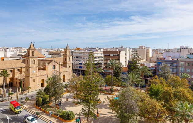 Reventa - Apartamento / piso - Torrevieja - Estacion Autobuses