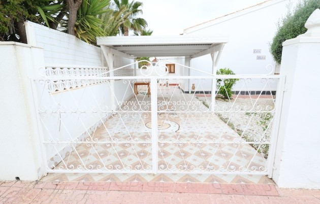 Herverkoop - Villa - La Florida - Inland