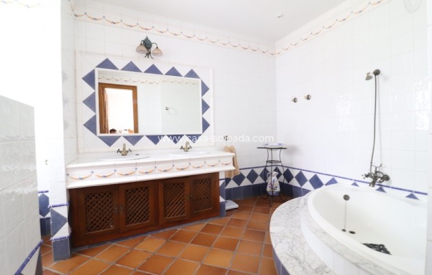 Wiederverkauf - Villa - Mil Palmeras - Costa Blanca