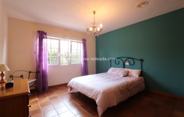 Wiederverkauf - Villa - Mil Palmeras - Costa Blanca