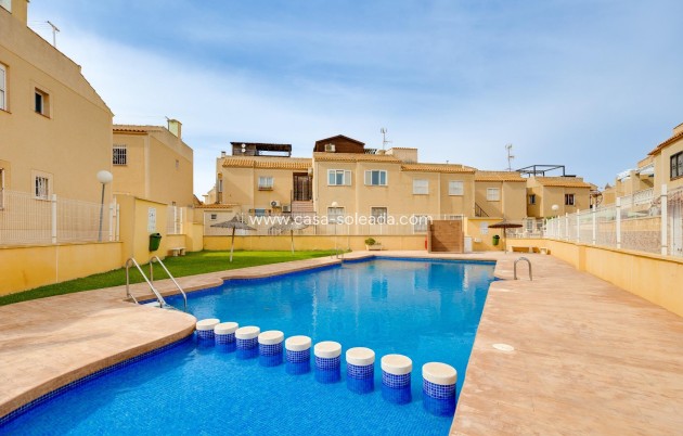 Wiederverkauf - Bungalow - Torrevieja - Aguas nuevas