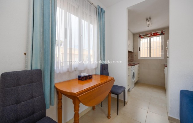 Wiederverkauf - Bungalow - Torrevieja - Aguas nuevas