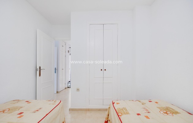 Wiederverkauf - Bungalow - Torrevieja - Aguas nuevas