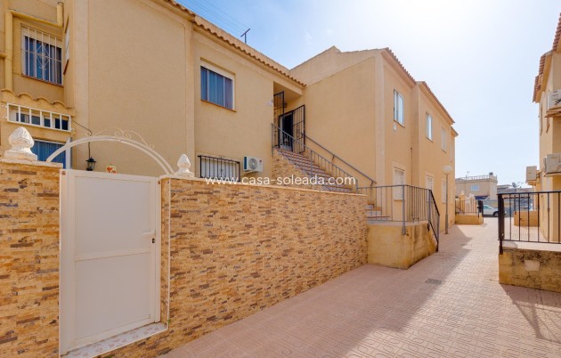 Wiederverkauf - Bungalow - Torrevieja - Aguas nuevas