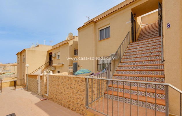Wiederverkauf - Bungalow - Torrevieja - Aguas nuevas
